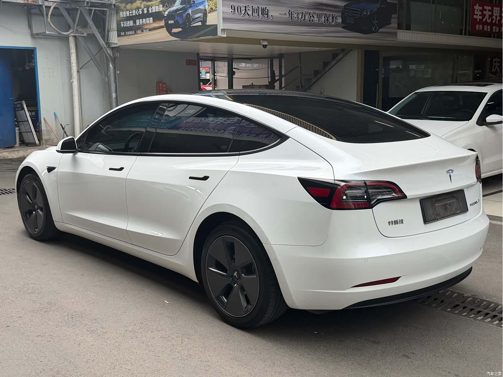 Tesla Model 3, 2022 6