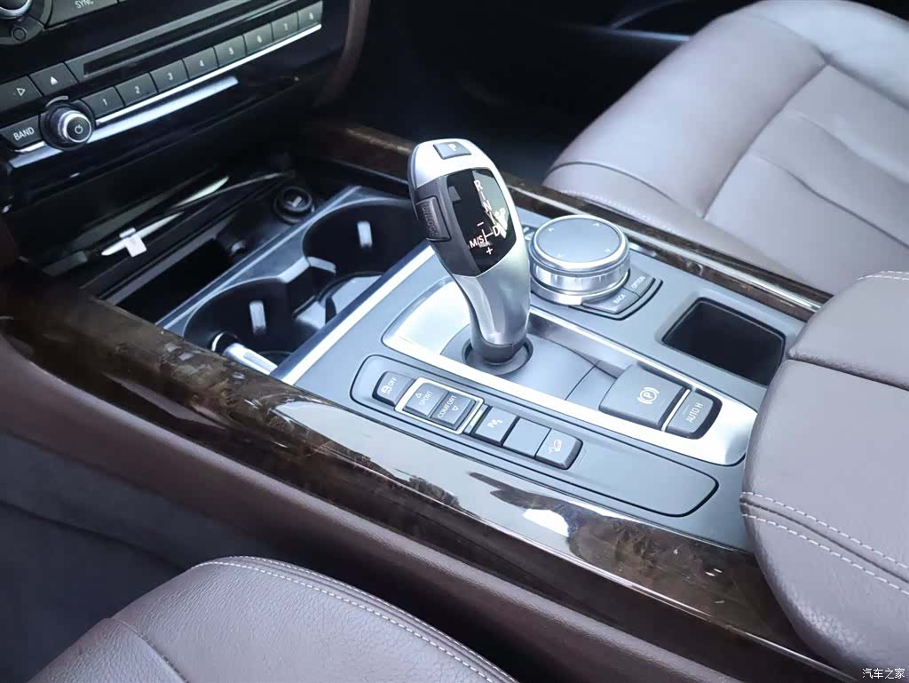 BMW X5, 2016 12