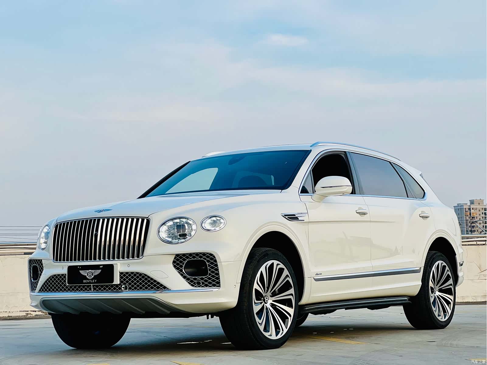 Bentley Bentayga, 2023 2