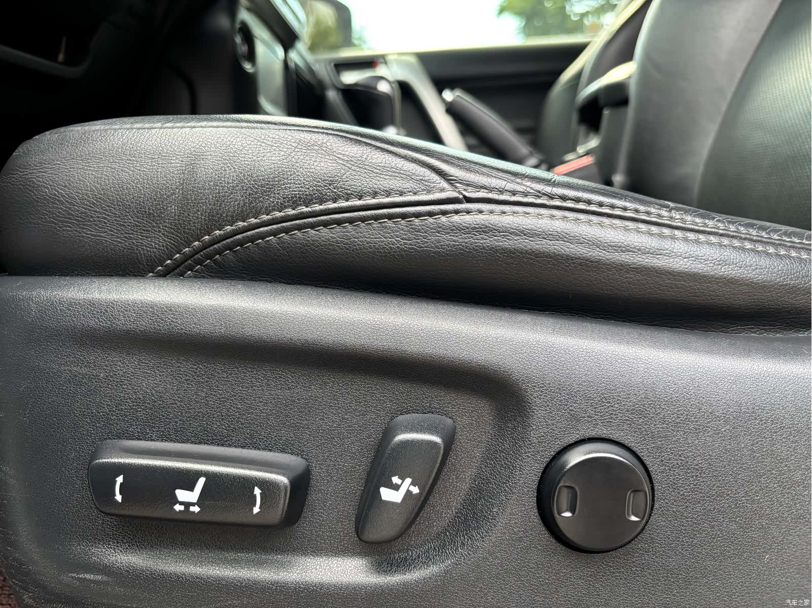 Toyota Prado, 2019 19