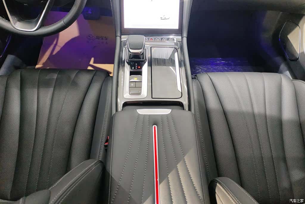 Hongqi H5, 2024 16