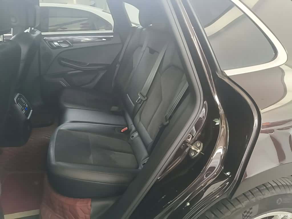 Porsche Macan, 2018 13