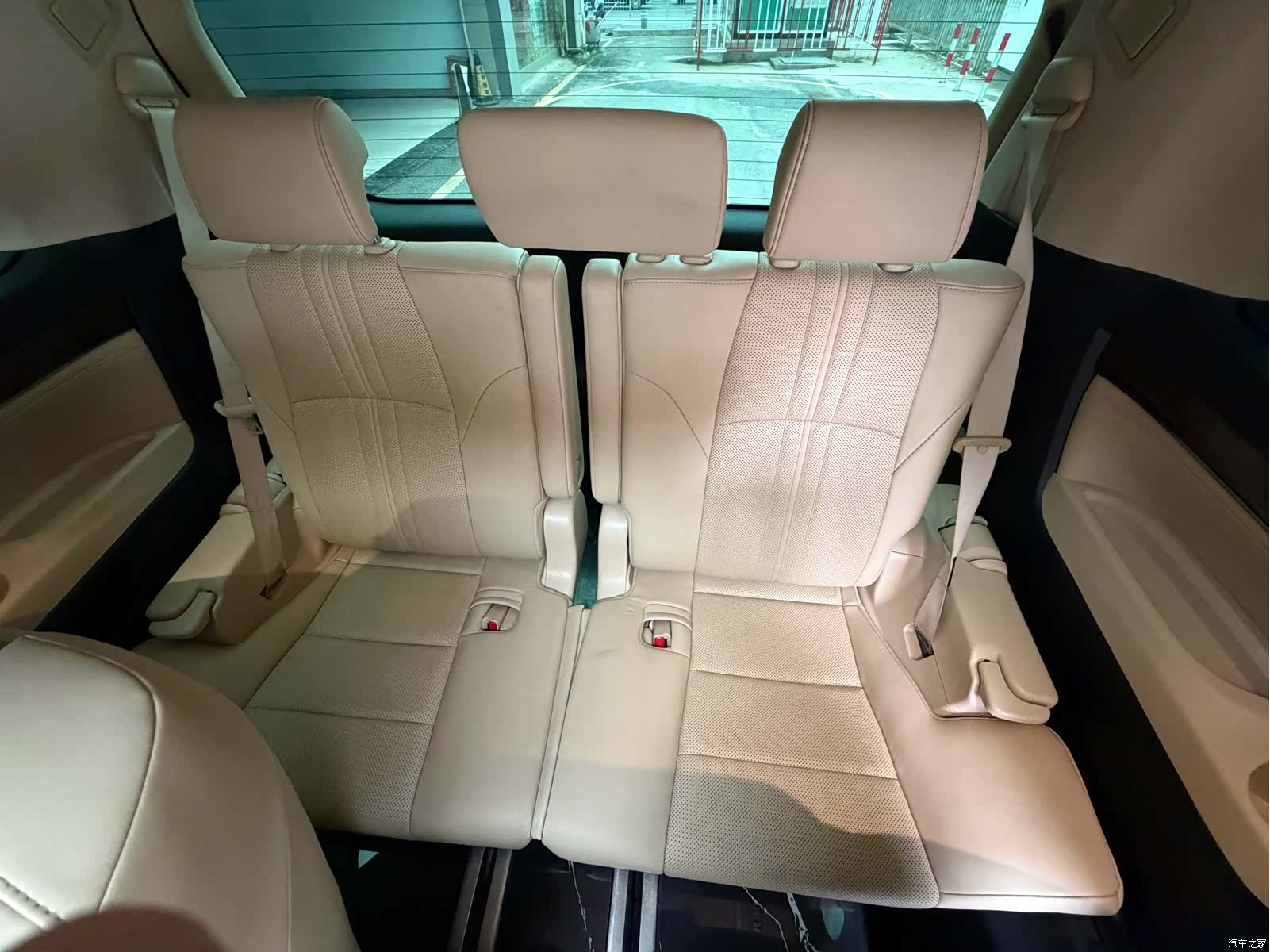 Toyota Vellfire, 2019 11