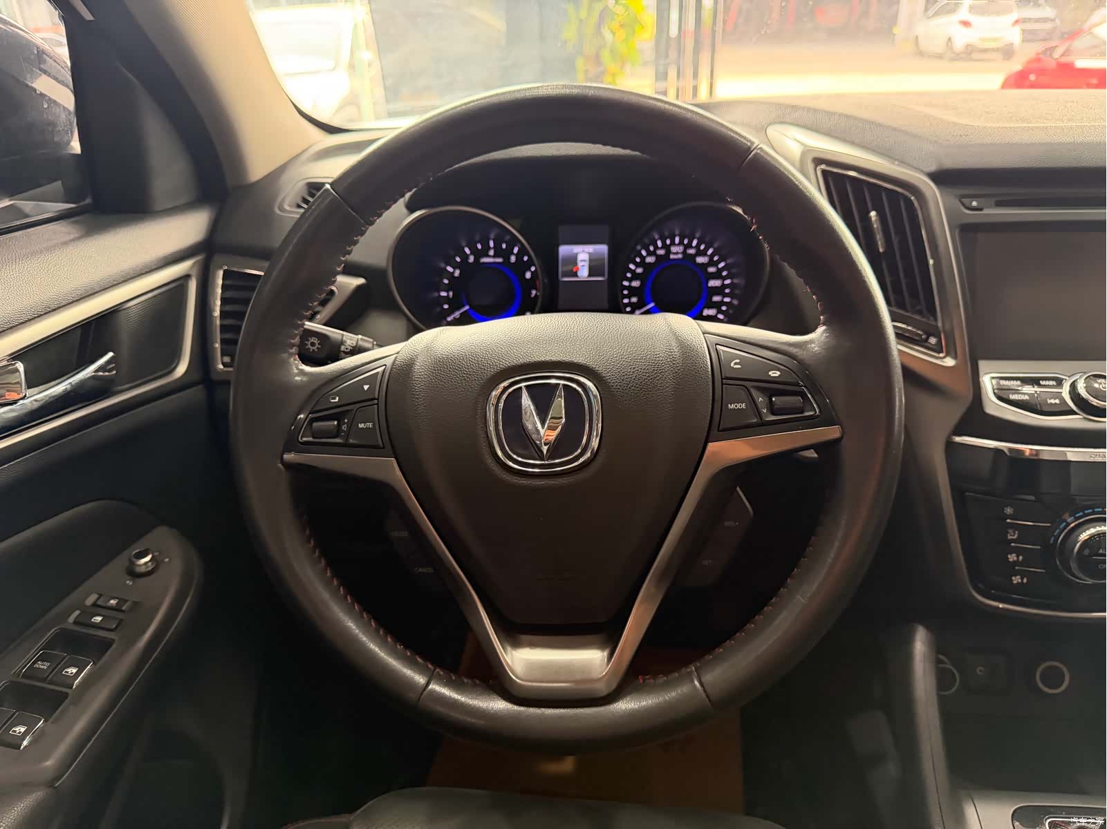 Changan CS75, 2016 13