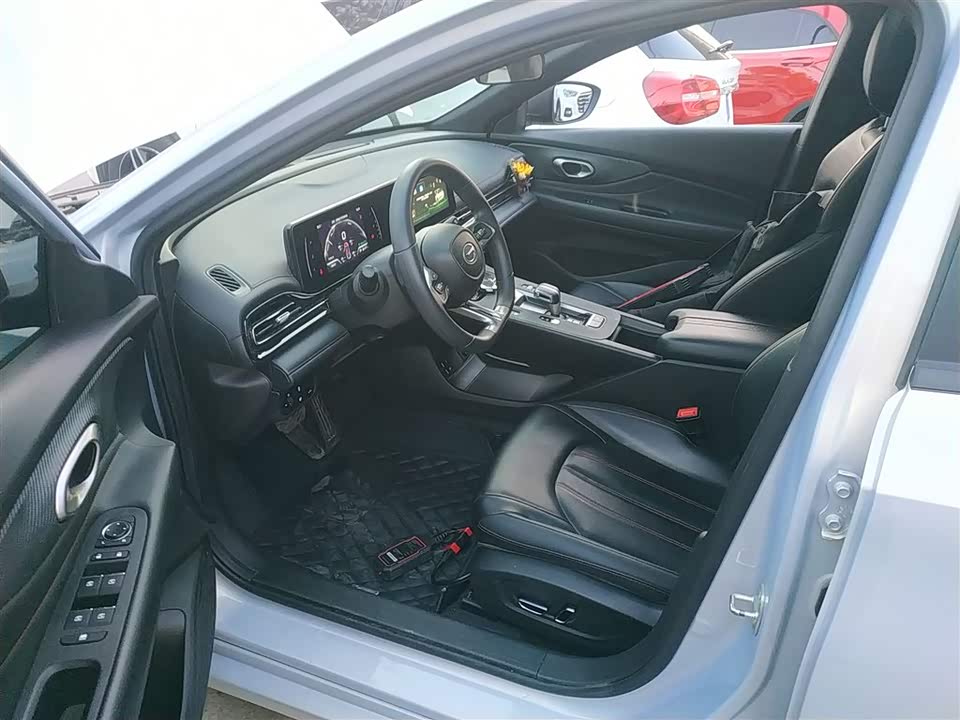 Trumpchi Shadow Leopard