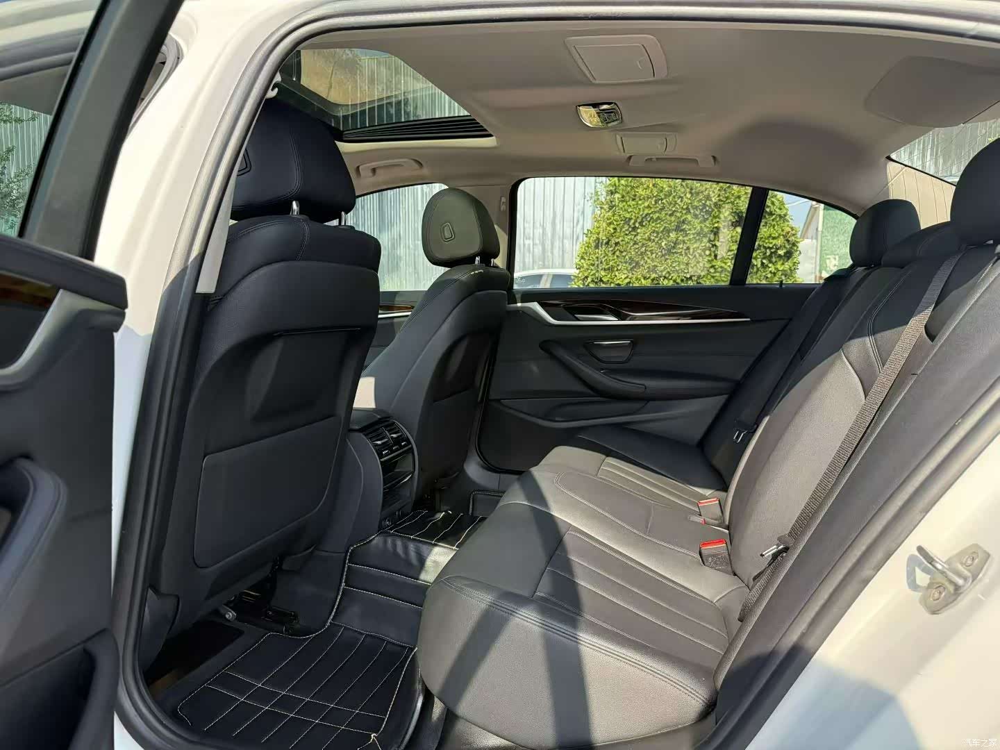 BMW 5 Series, 2018 6