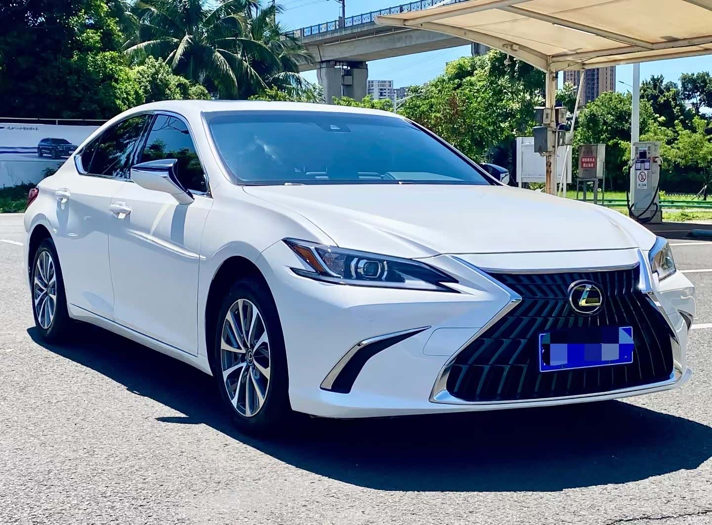 Lexus ES, 2023 3