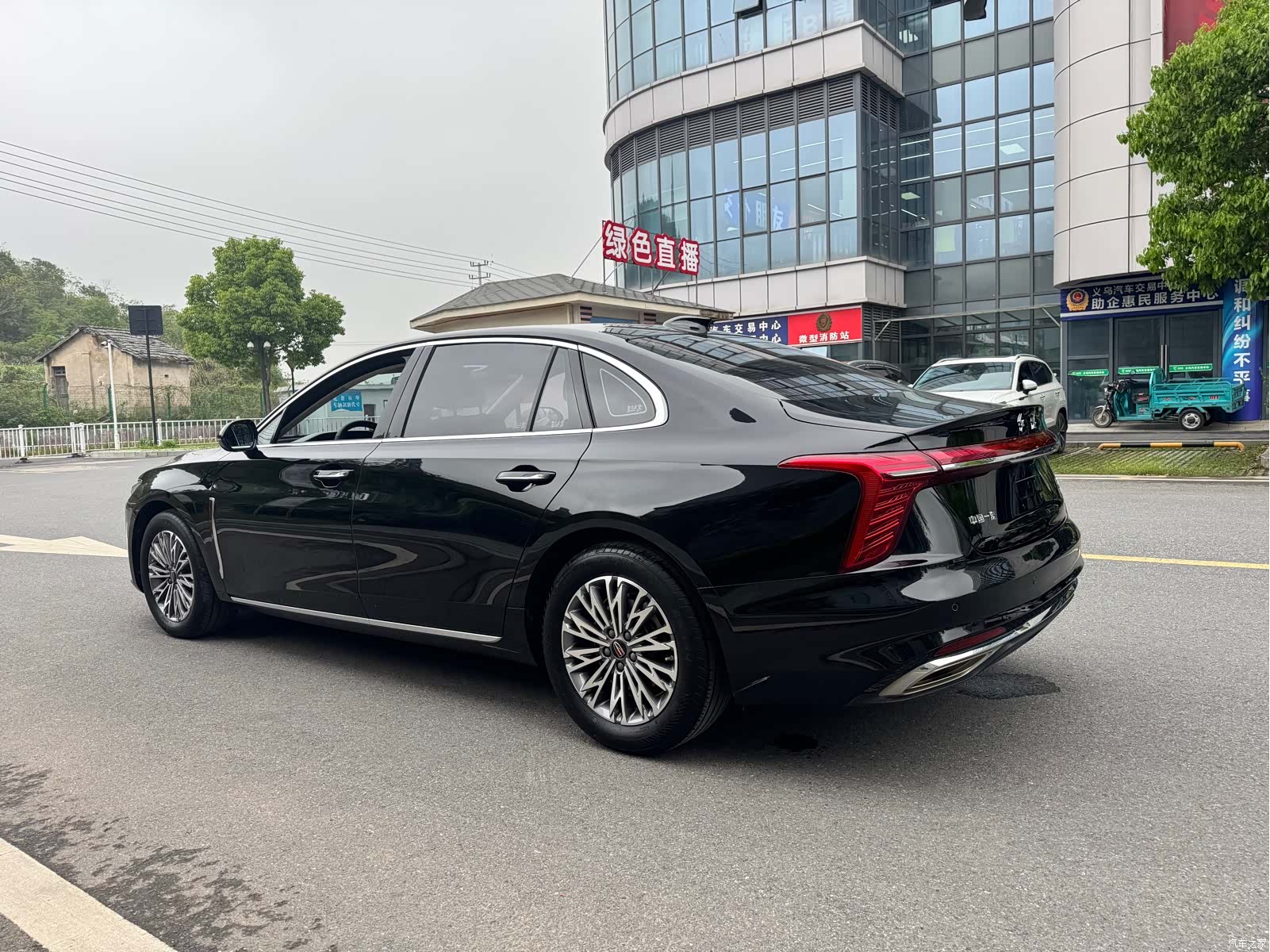 Hongqi H5, 2023 8