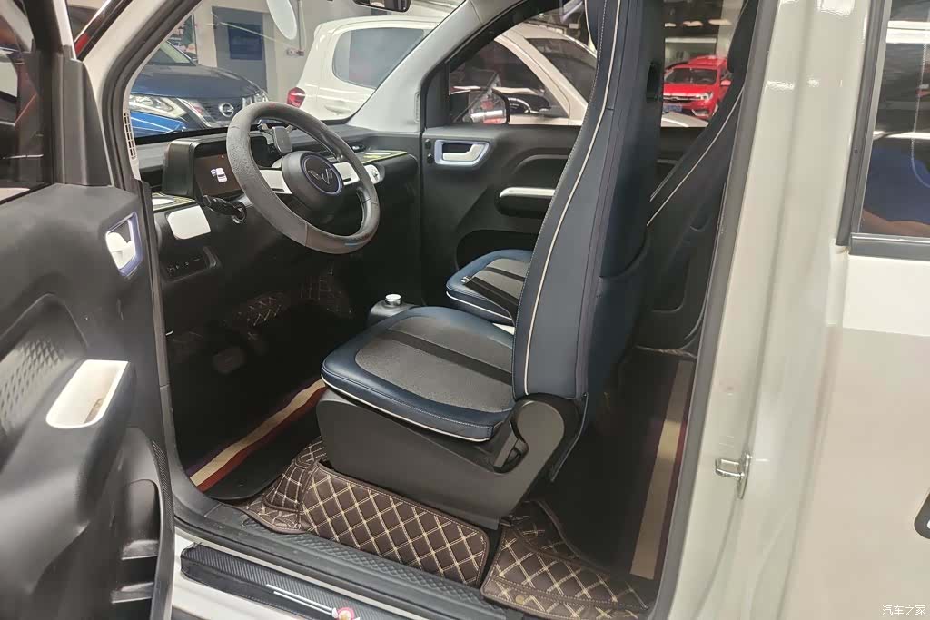 Wuling MINIEV, 2022 11