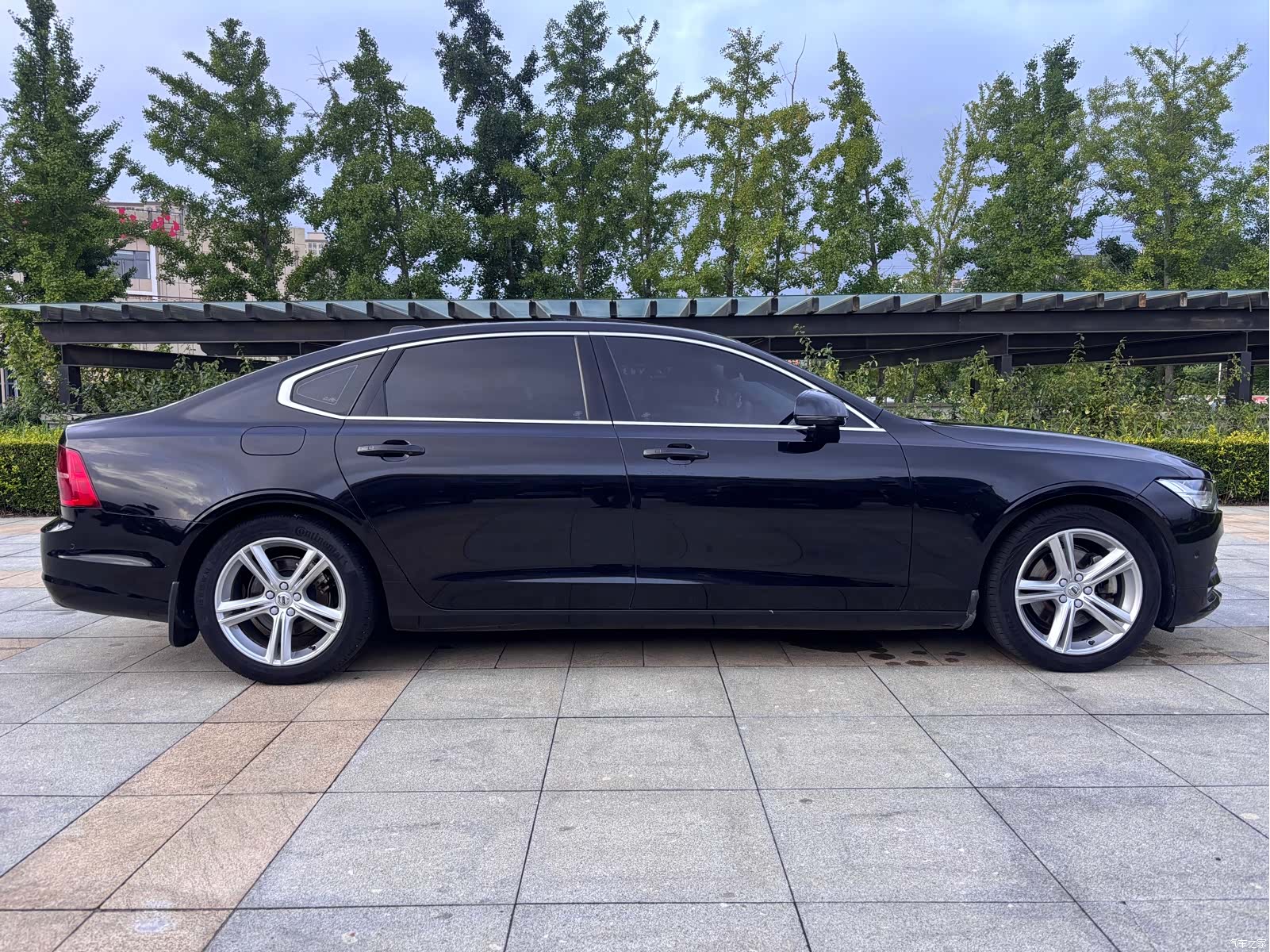 Volvo S90, 2017 9