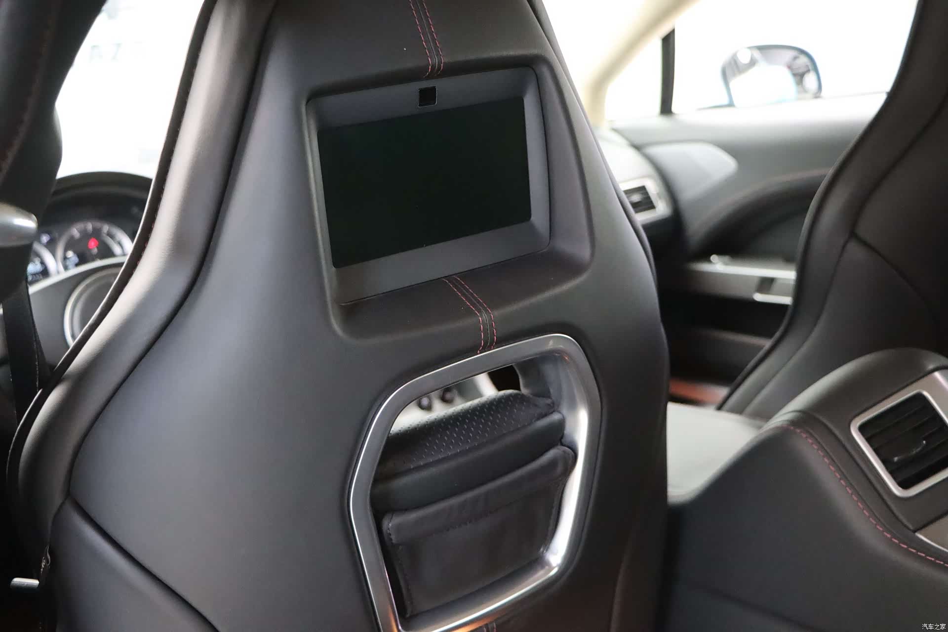 Aston Martin Rapide, 2014 29