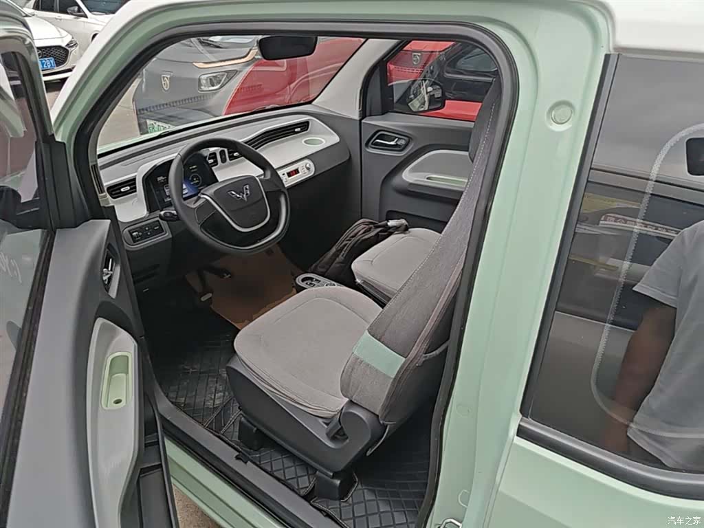 Wuling MINIEV, 2021 15