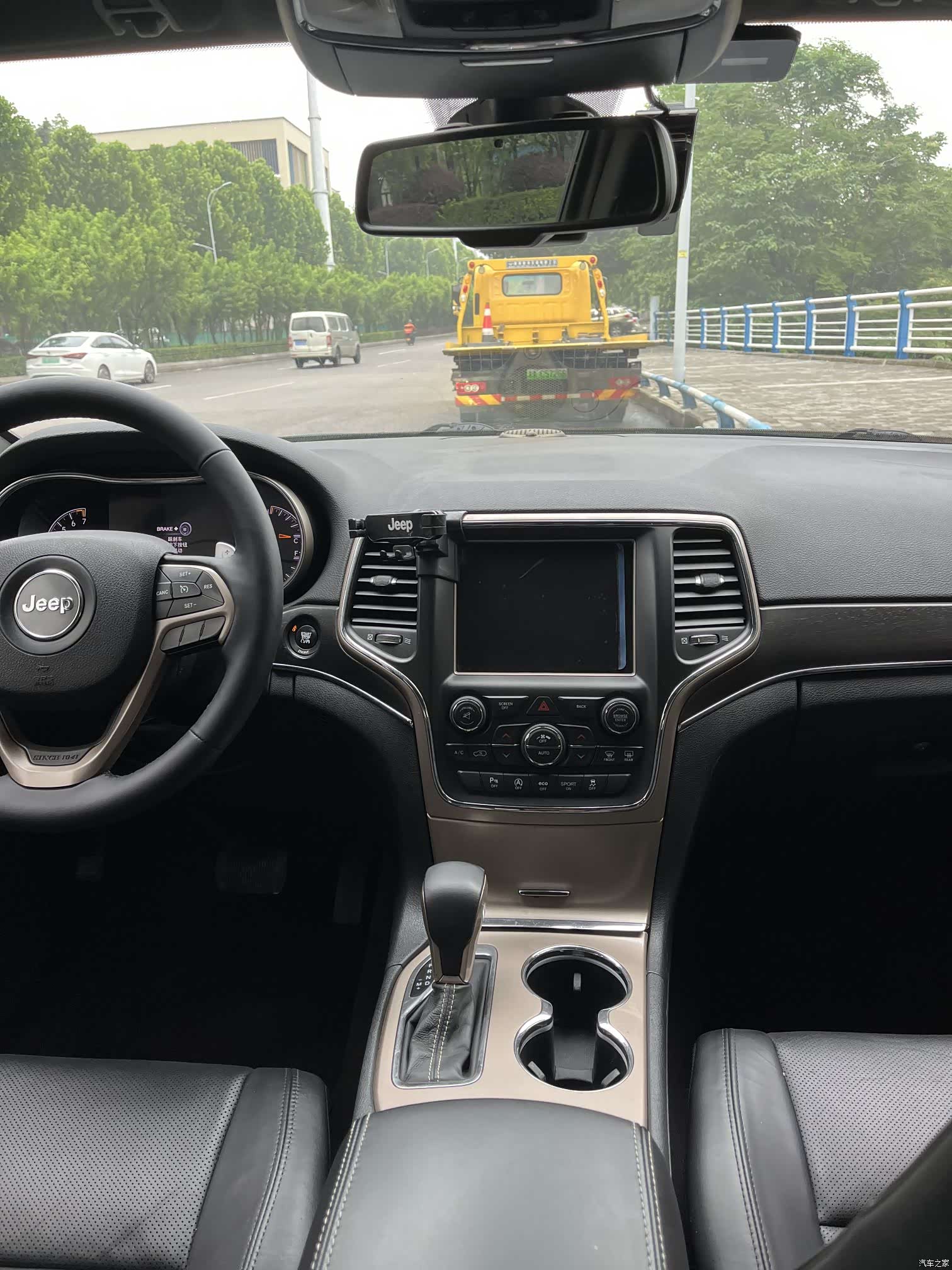 Jeep Grand Cherokee, 2016 все фото