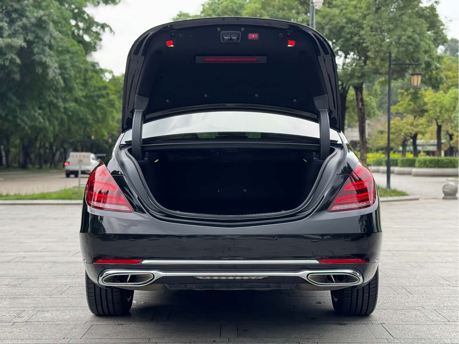 Mercedes-Benz S-Class, 2017 21