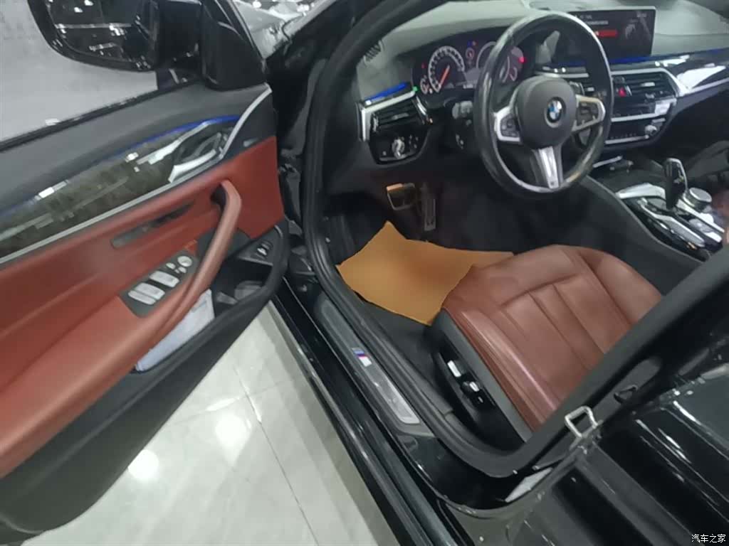 BMW 5 Series, 2019 16