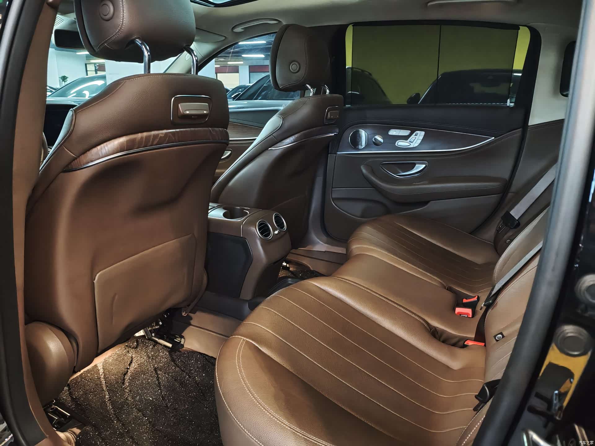 Mercedes-Benz E-Class, 2019 11