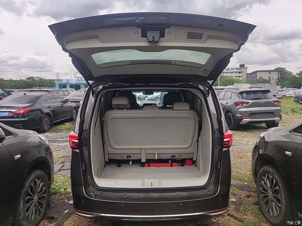 Buick GL8, 2021 19