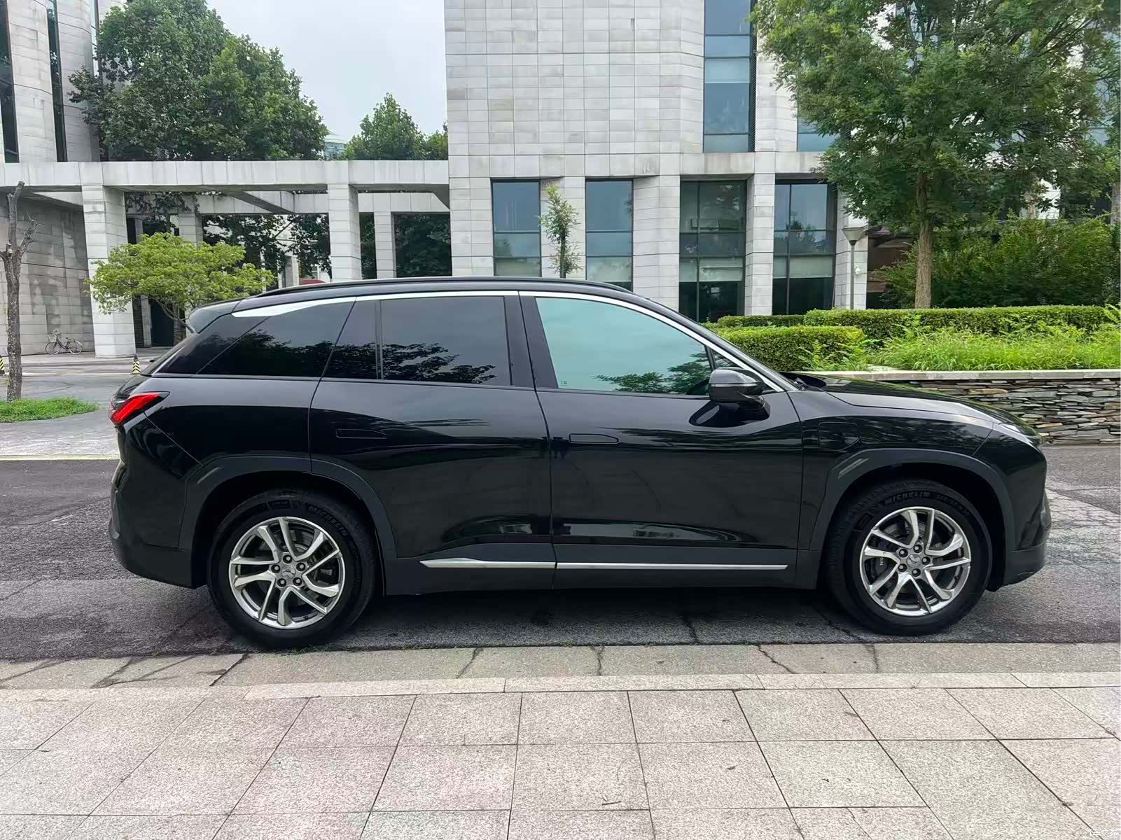 NIO ES6, 2019 4