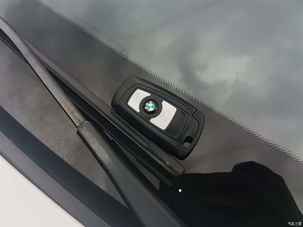 BMW 3 Series, 2016 9