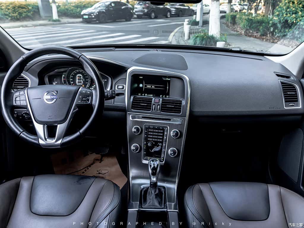 Volvo XC60, 2015 3