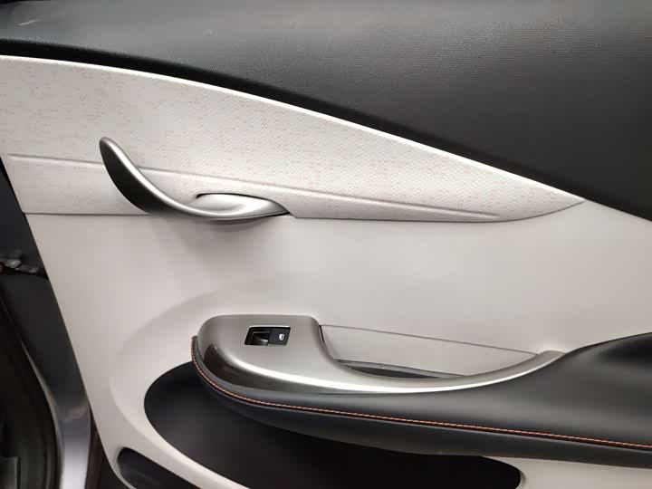 BYD Dolphin, 2022 года фото 8