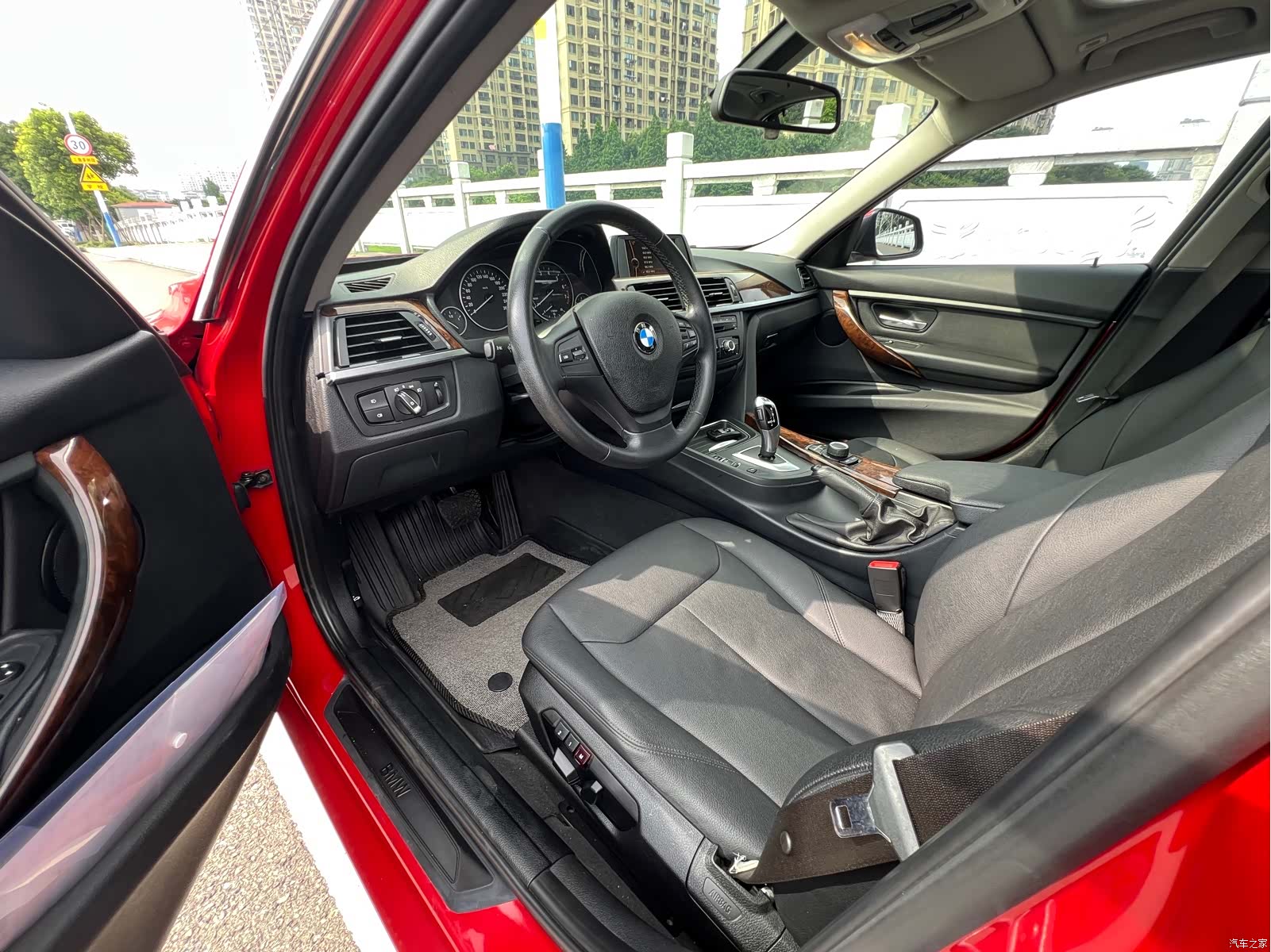 BMW 3 Series, 2013 6