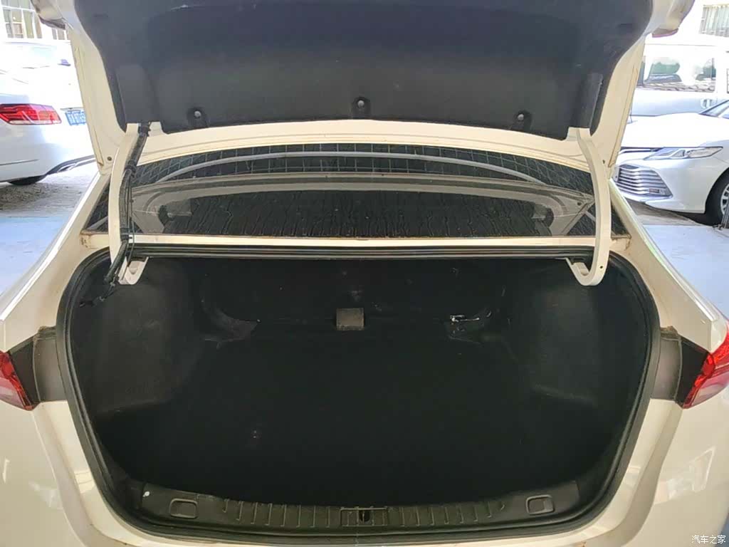 Buick Verano, 2023 19