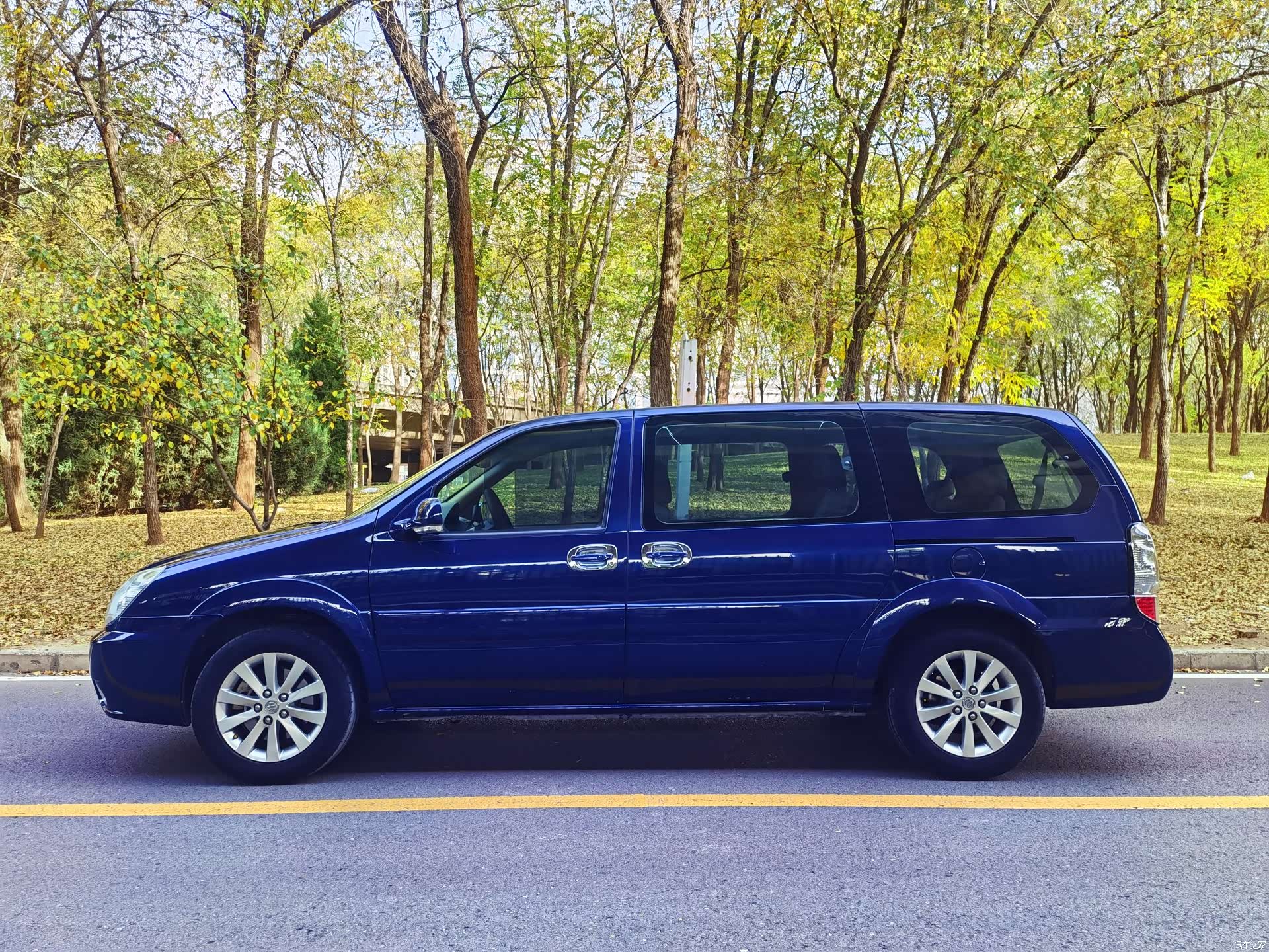 Buick GL8, 2017 4