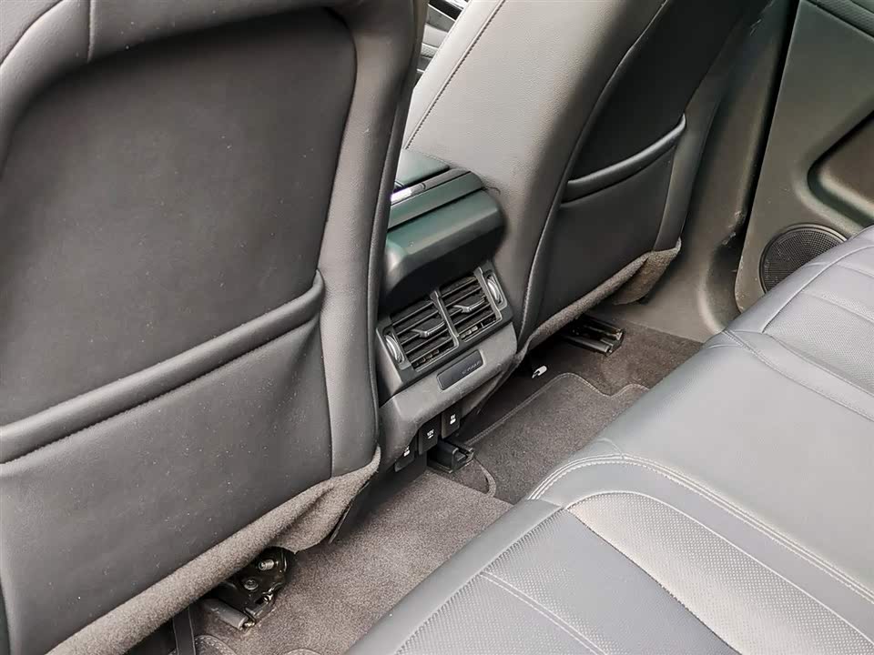 Land Rover Range Rover Aurora