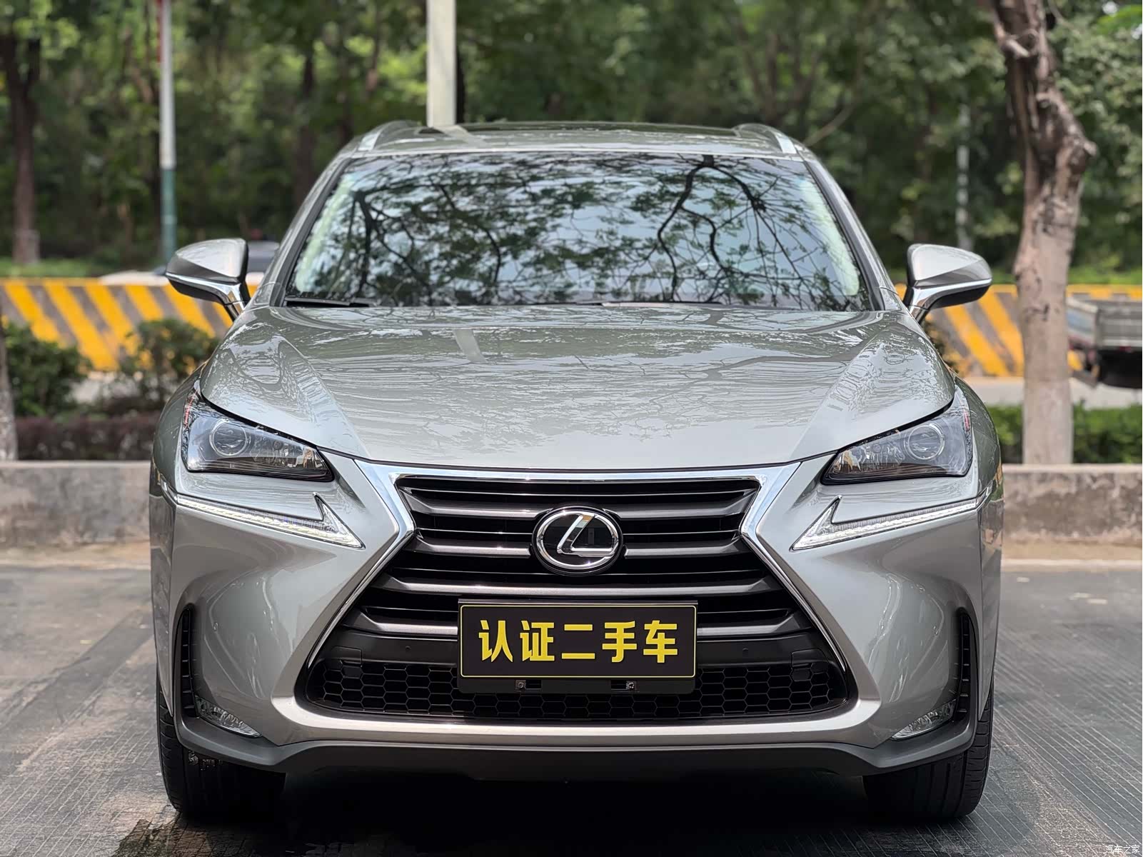 Lexus NX, 2015 2