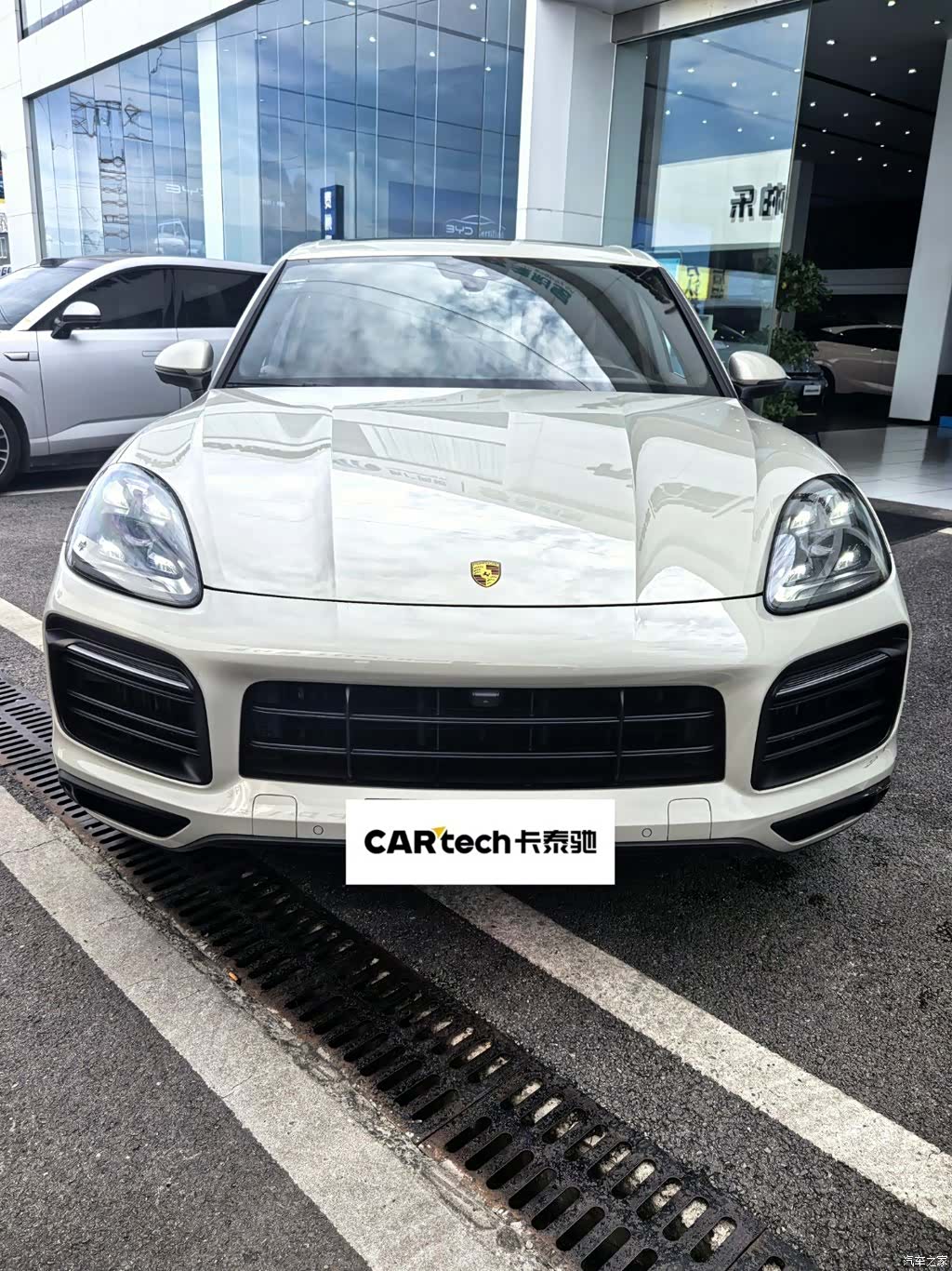 Porsche Cayenne, 2022 2