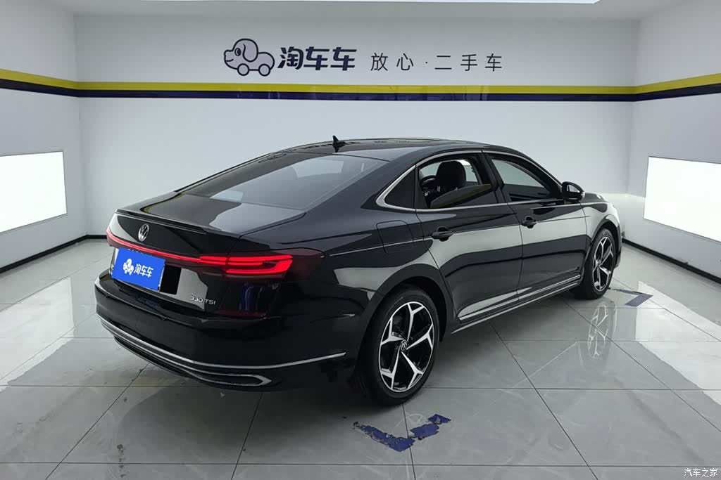 Volkswagen Passat, 2023 3