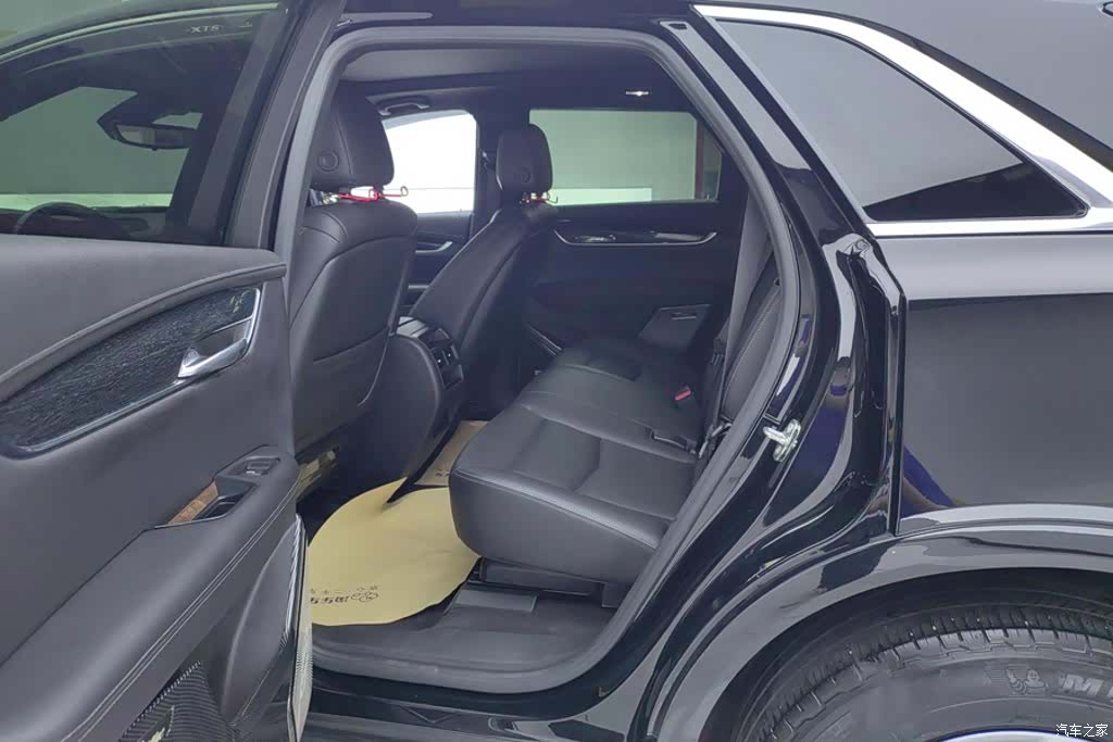 Cadillac XT5, 2022 11