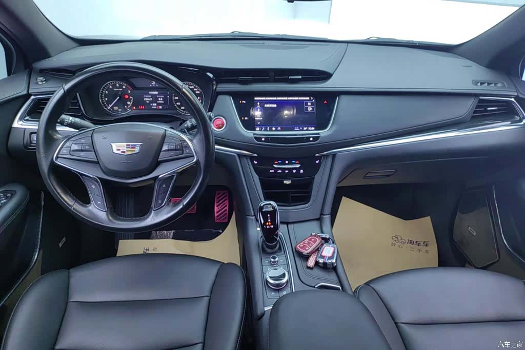 Cadillac XT5, 2022 12