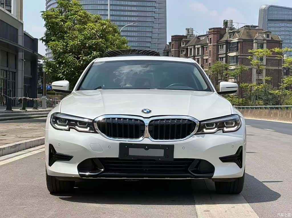 BMW 3 Series, 2022 2