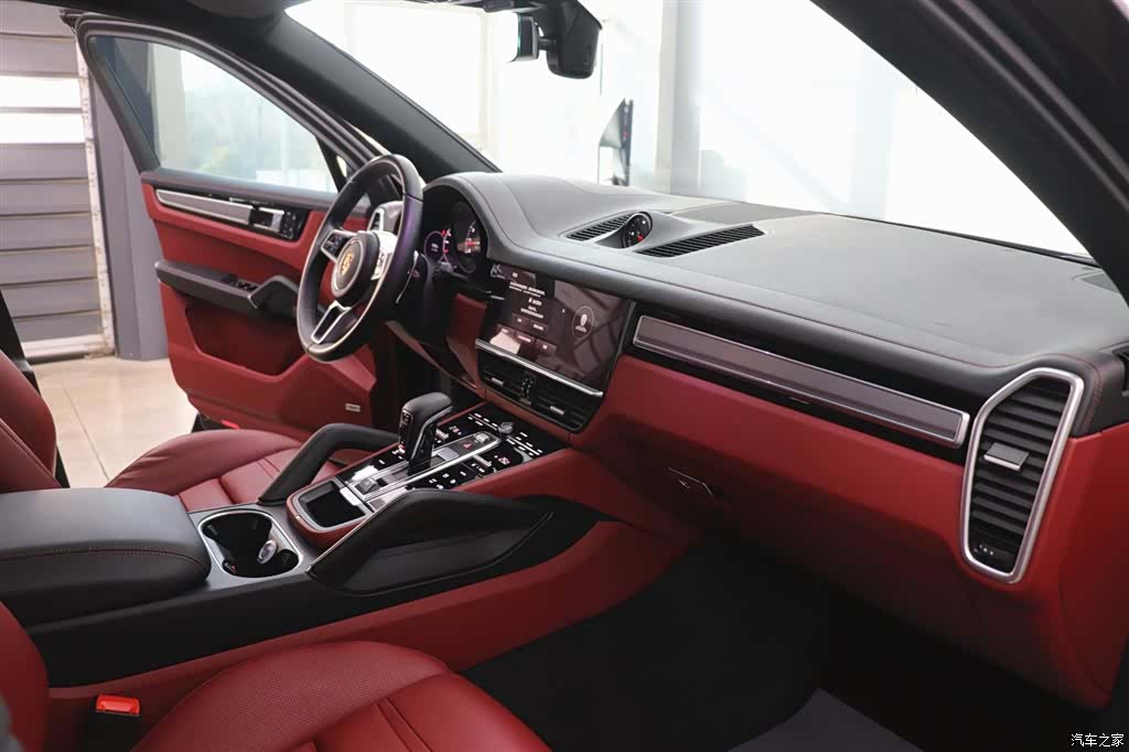 Porsche Cayenne, 2023 25