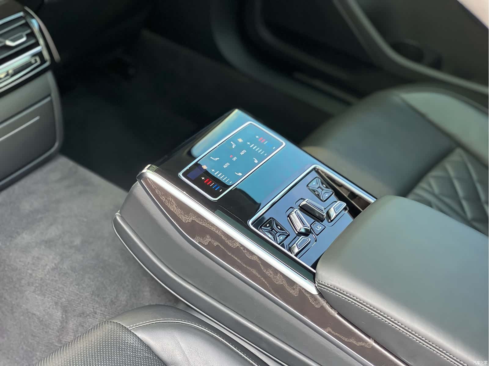Audi A8L, 2020 8