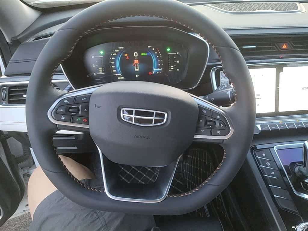 Geely Boyue, 2022 11