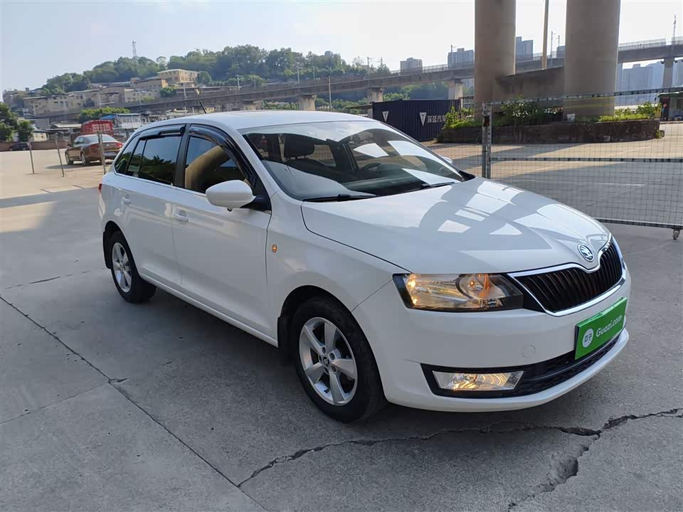 Skoda Xindong
