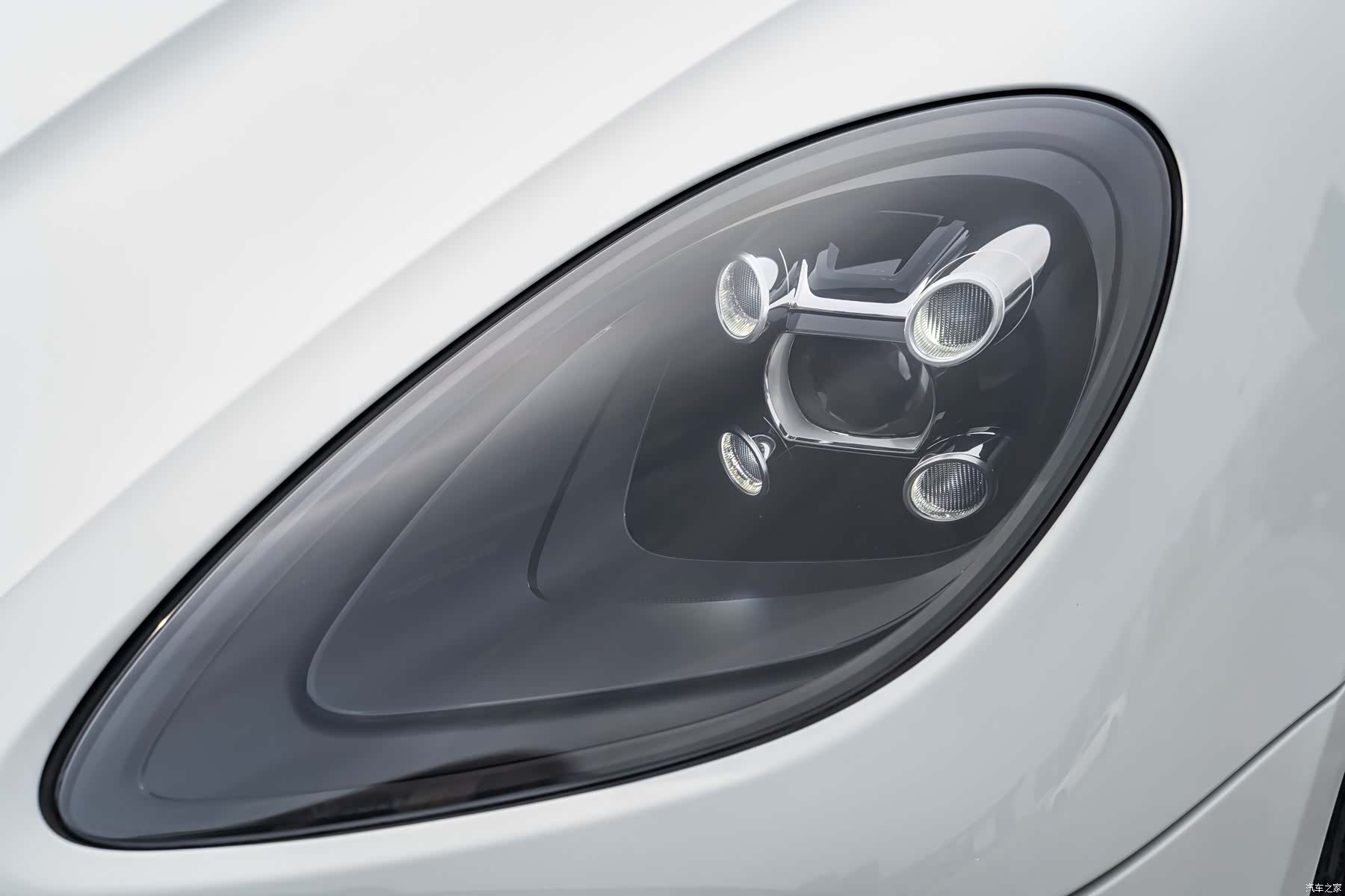 Porsche Macan, 2018 8
