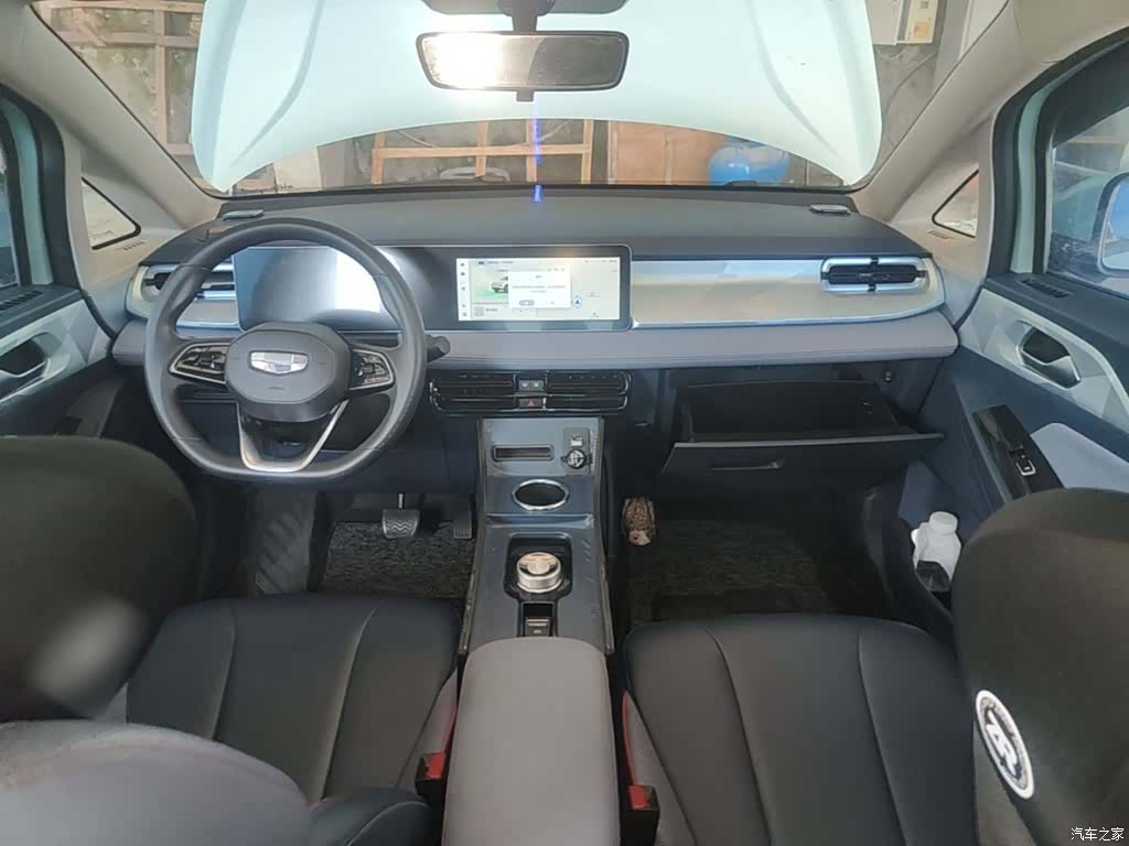Geely E, 2022 10