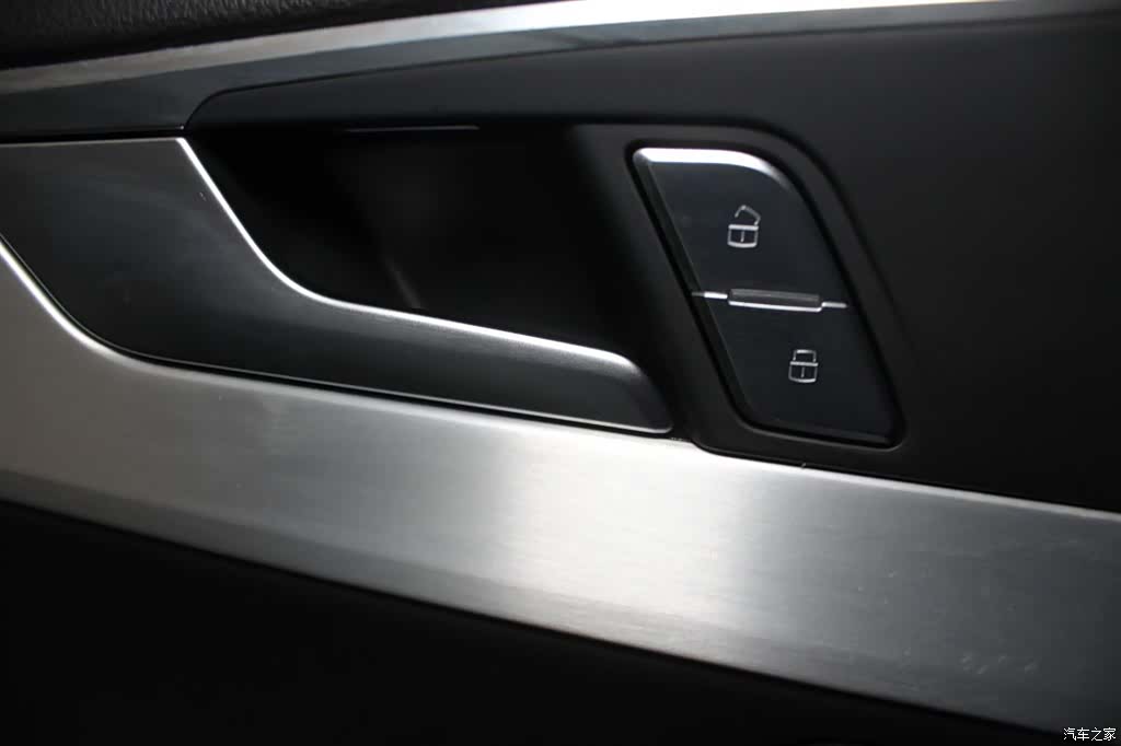 Audi A4L, 2024 13