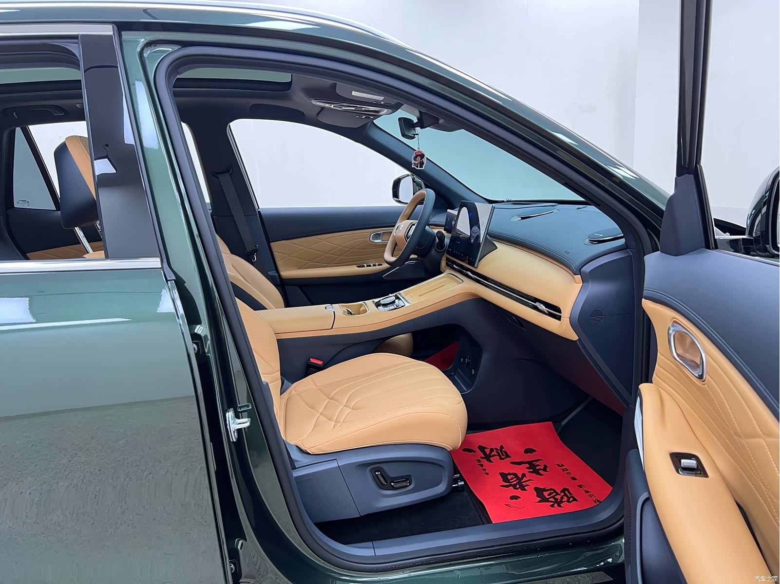Geely 7, 2025 31