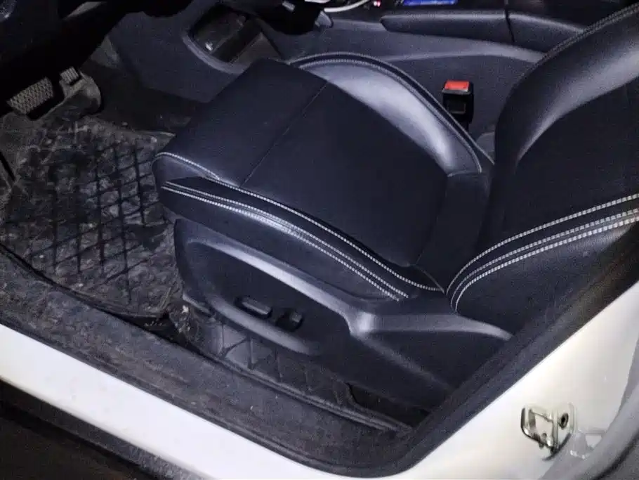 MG EZS pure electric