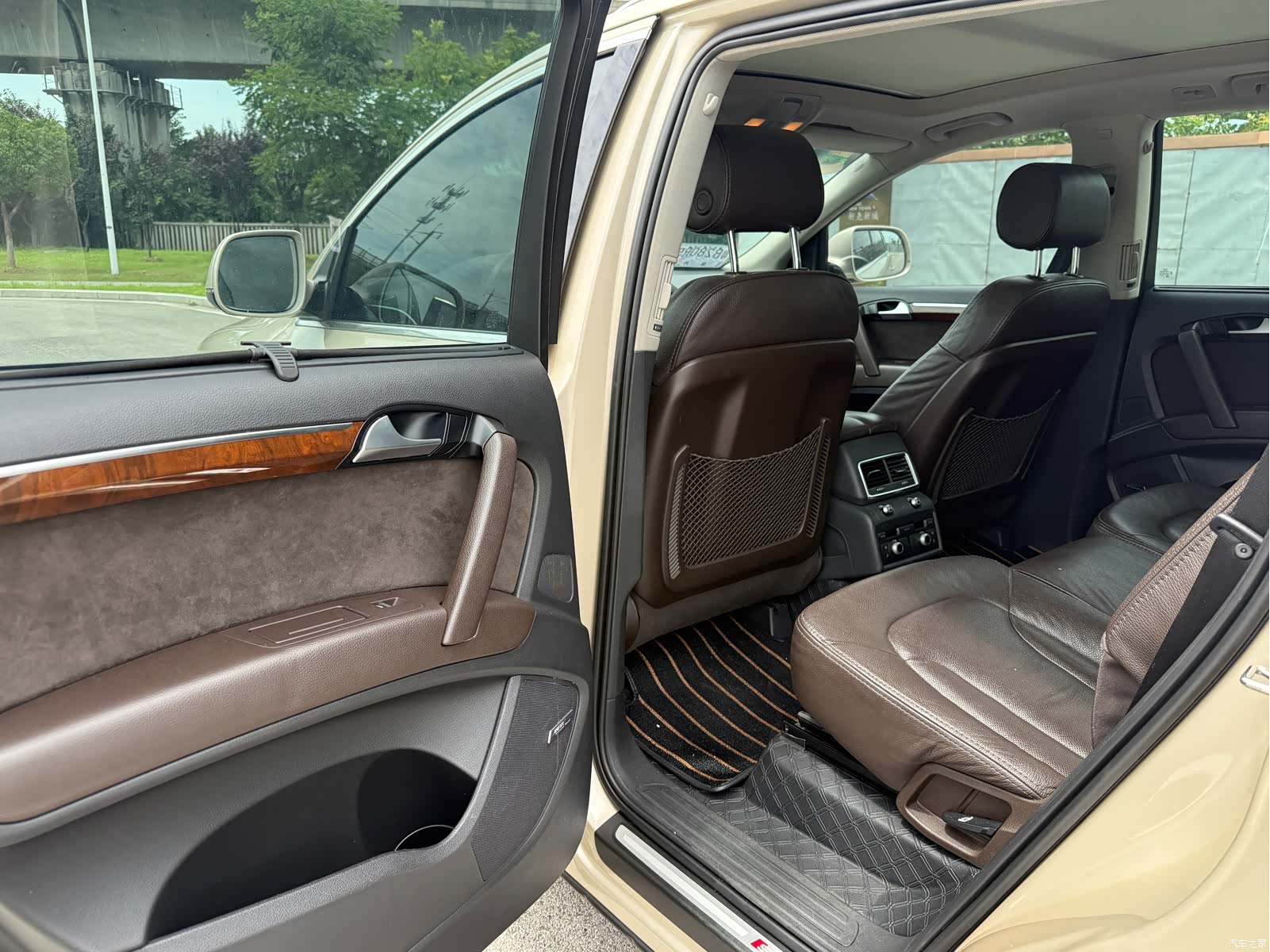 Audi Q7, 2015 7