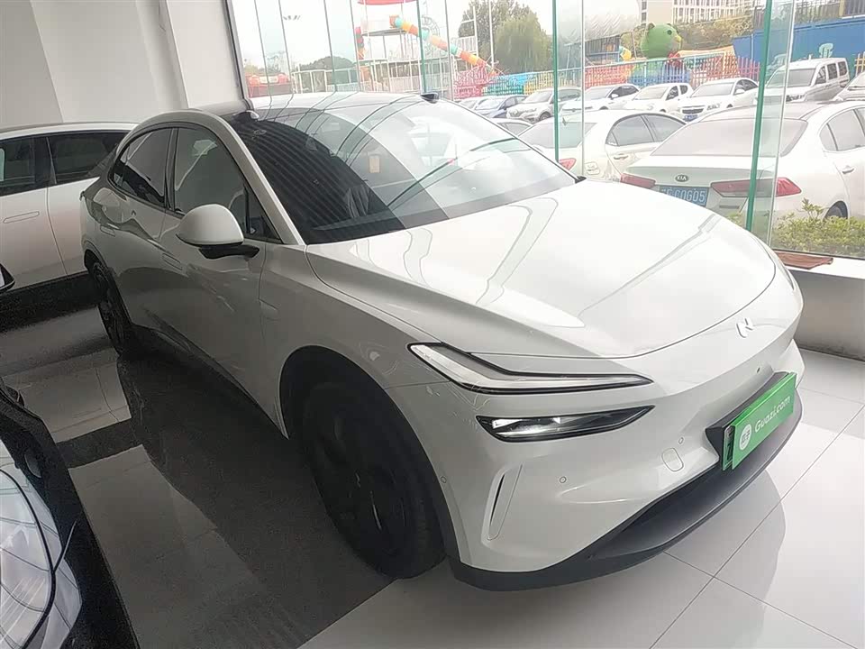 NIO L60