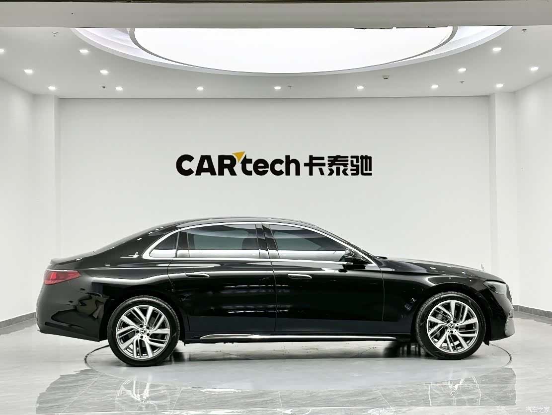 Mercedes-Benz E-Class, 2025 4