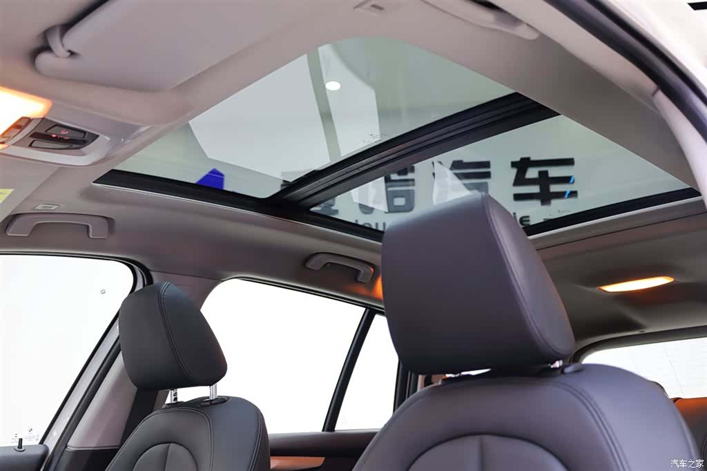 BMW 2 Series, 2019 26