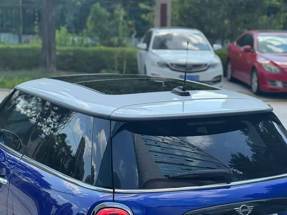 MINI MINI