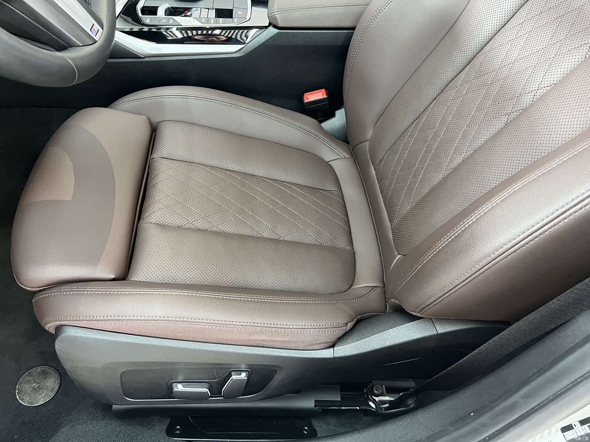 BMW 3 Series, 2024 9